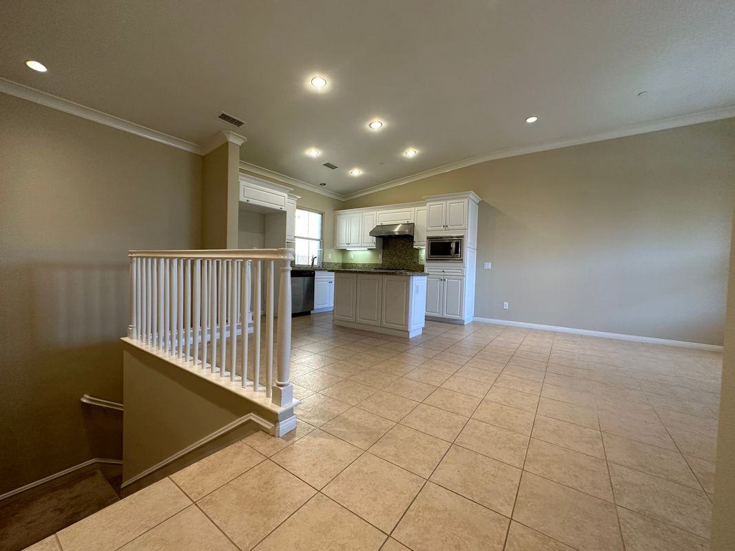 133 Lamplighter - Photo 3 of 23