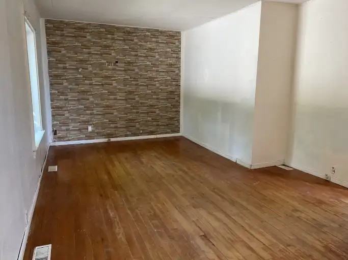282 Cathcart St #1 - Photo 2 of 8