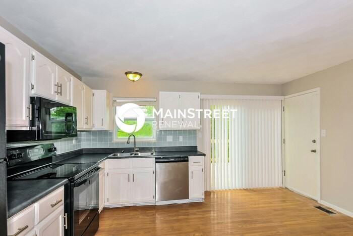 738 Pine Haven Drive - Photo 6 of 17
