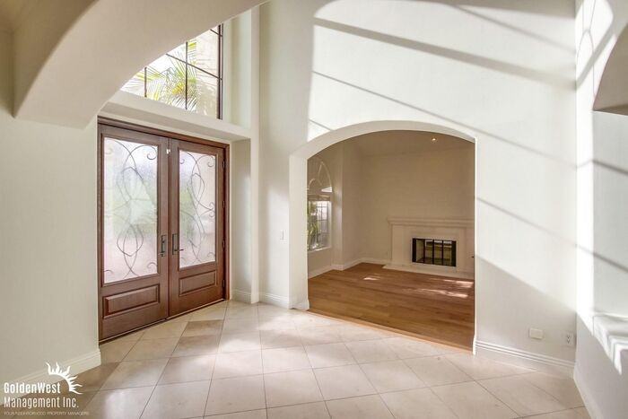 14299 Mango Dr - Photo 2 of 24