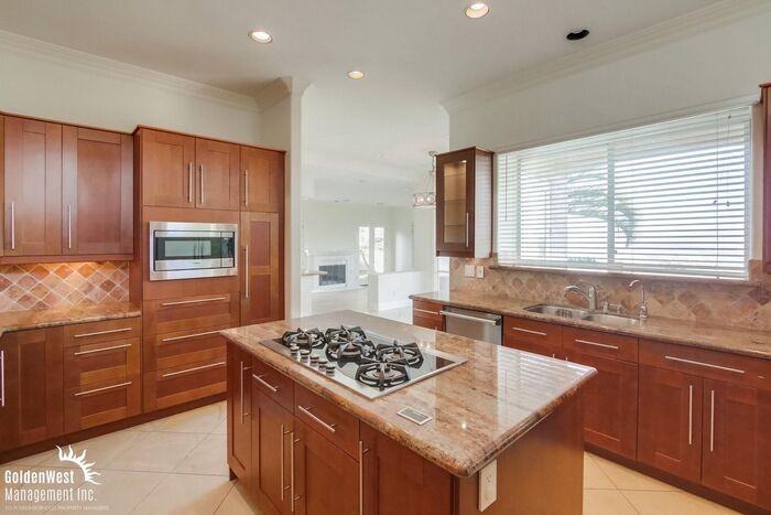 14299 Mango Dr - Photo 5 of 24