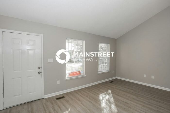 1071 Braxton Dr - Photo 7 of 16