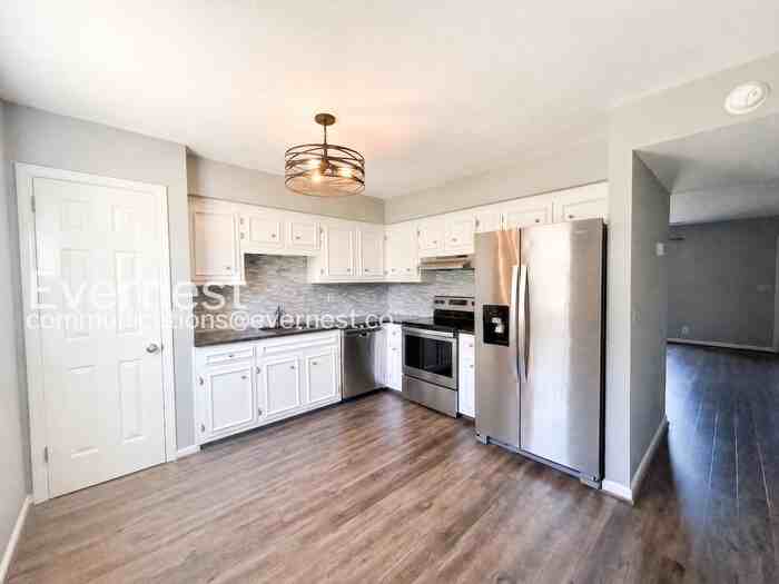 5770 Brentwood Trce - Photo 7 of 20