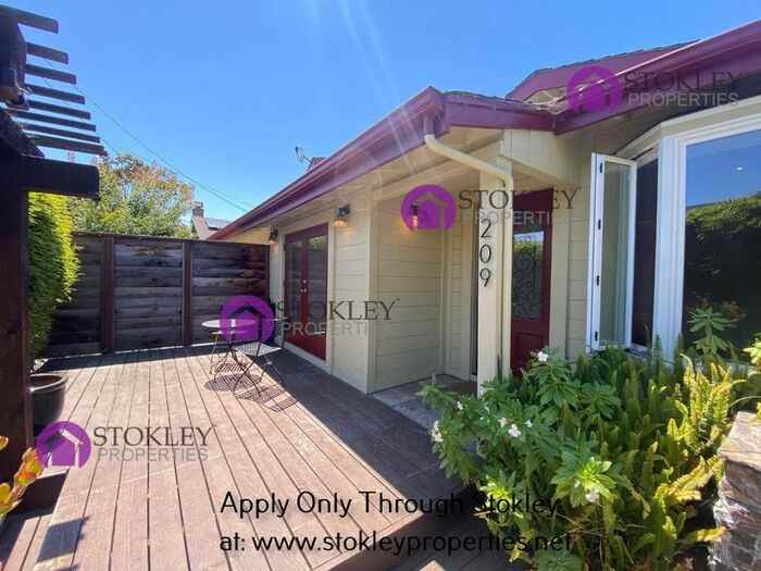 209 National St - Photo 2 of 11