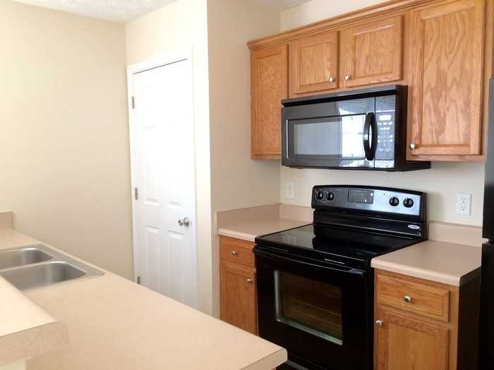 3111 Leyland Ct - Photo 3 of 13