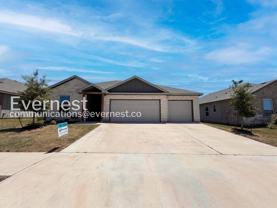706 Freedom Cir - Photo 1 of 1