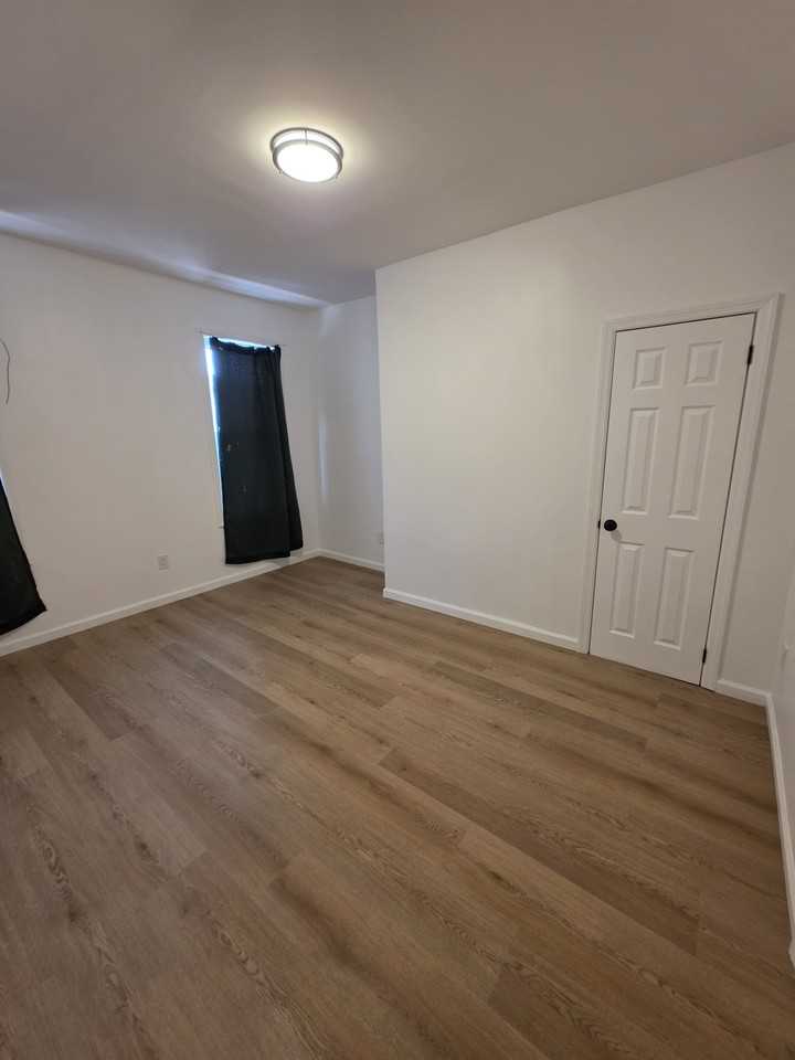 57 Stevens Ave - Photo 2 of 7