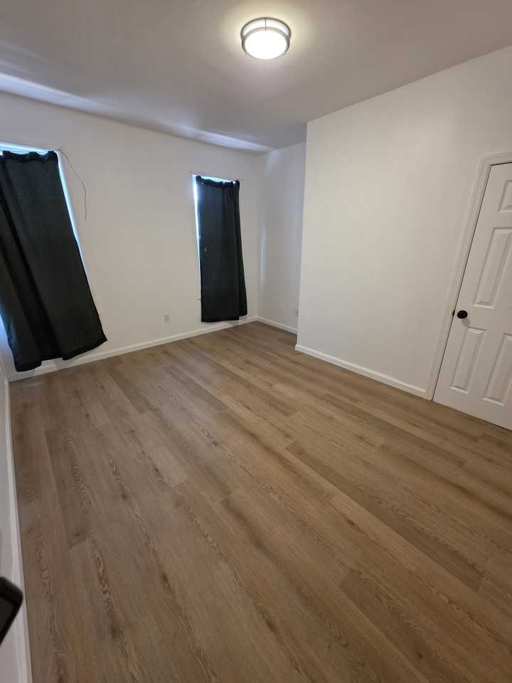 57 Stevens Ave - Photo 3 of 7