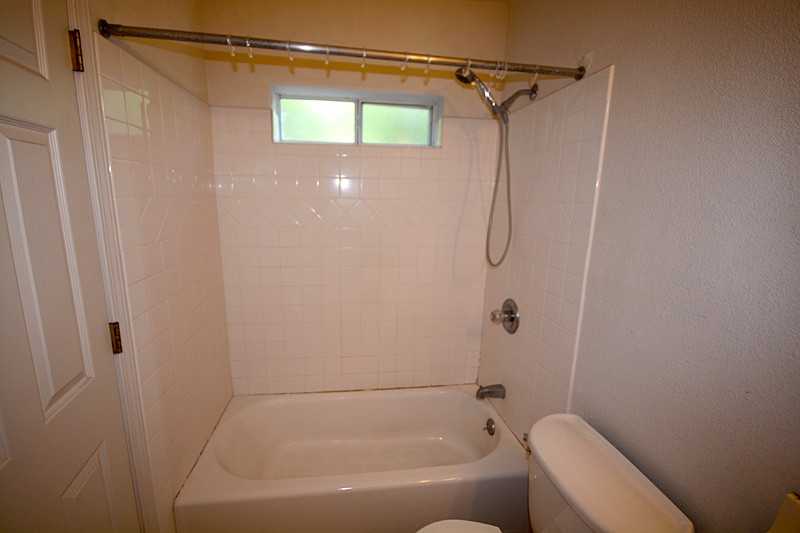 1751 10th Ave Apt D - Photo 4 of 11