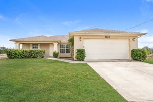 featured image of 1122 Ectype St E