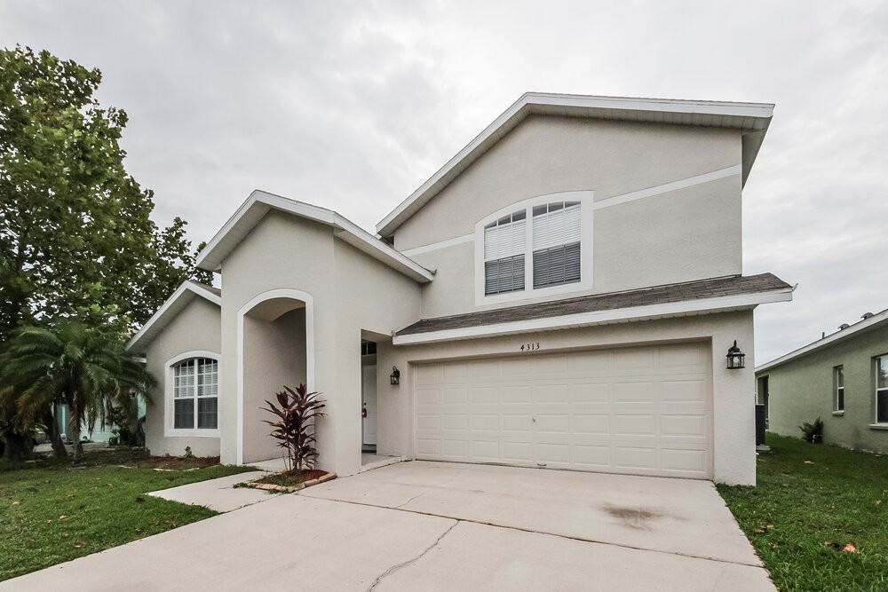 4313 Creeks Run Blvd - Photo 4 of 18