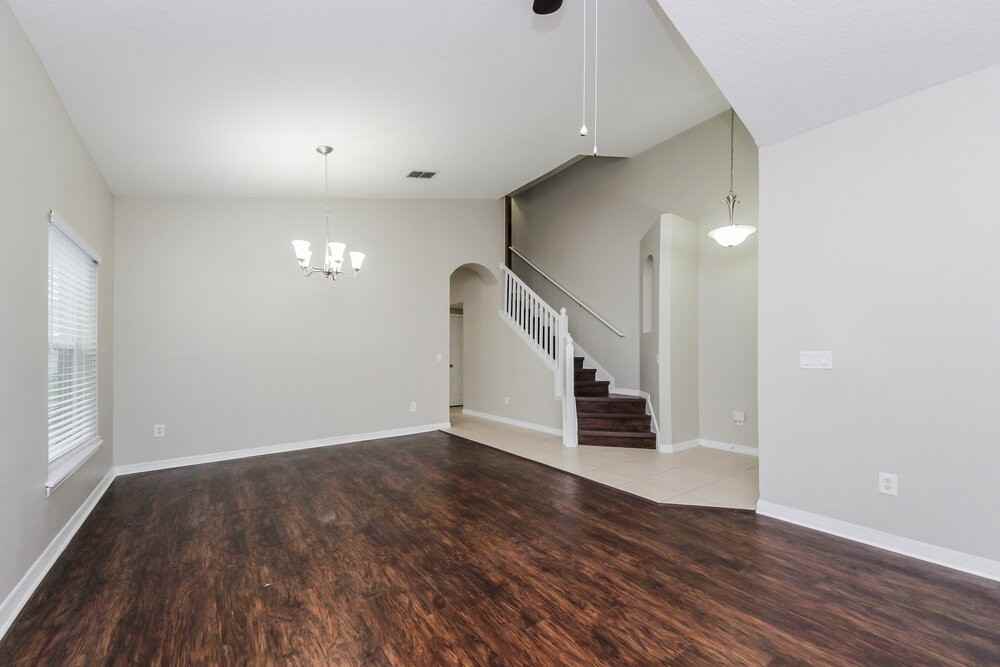 4313 Creeks Run Blvd - Photo 6 of 18