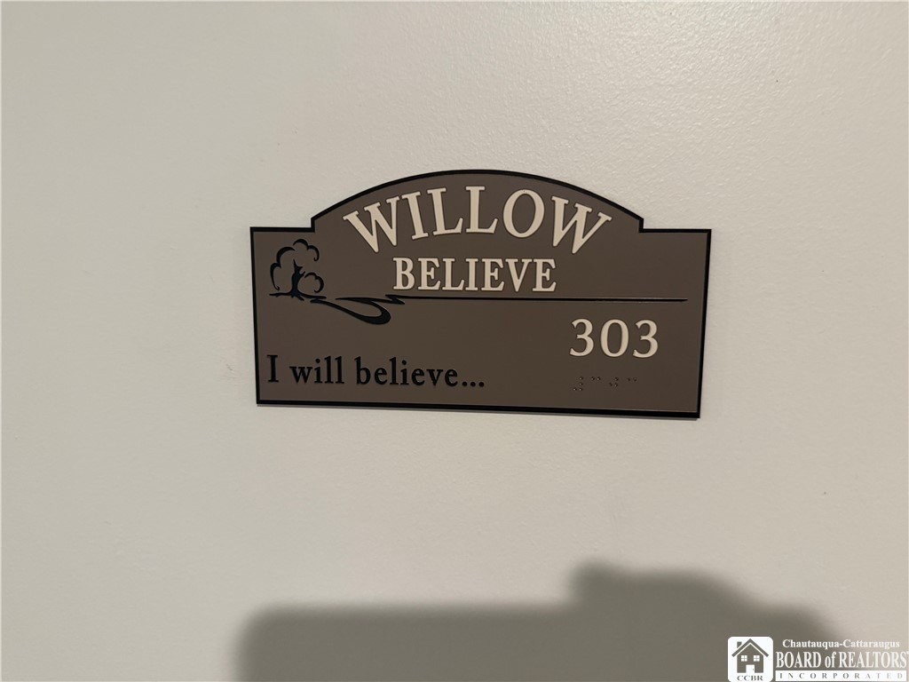 21 E 3rd St #303 - Photo 2 of 10