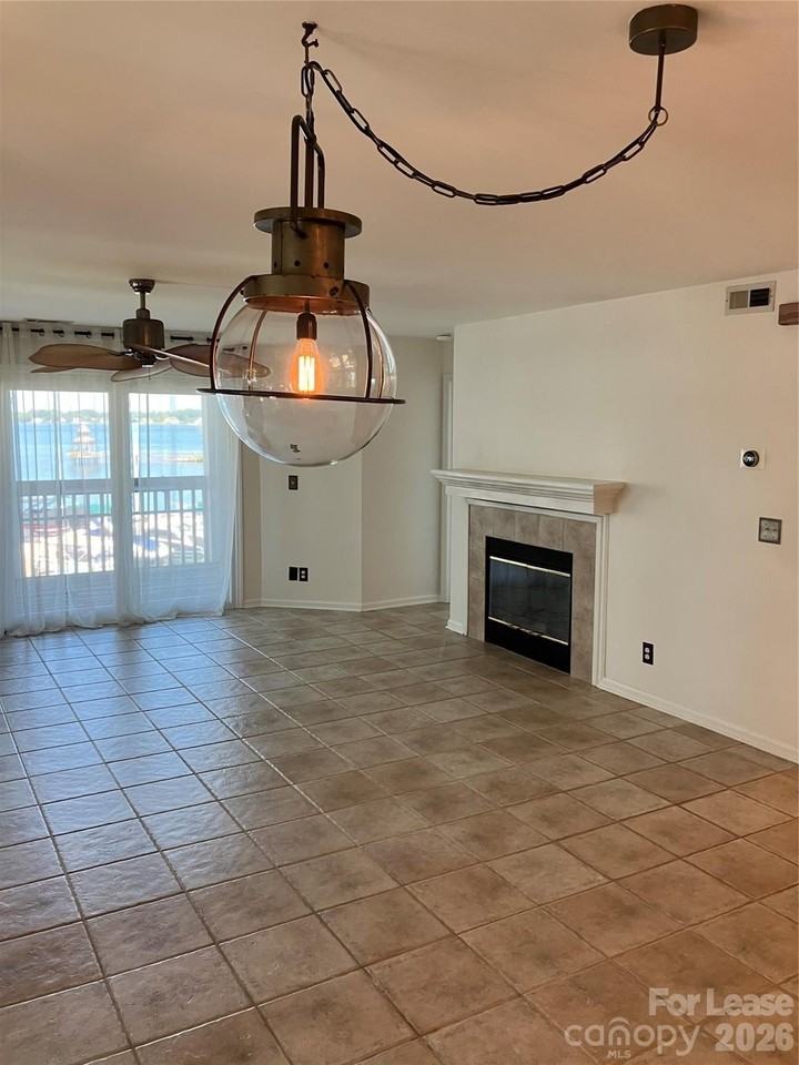 820 Southwest Dr - Photo 5 of 29