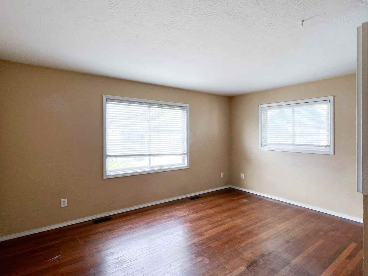 12331 Lake St #1 - Photo 6 of 16
