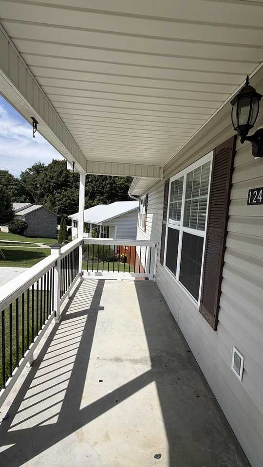 1242 Liberty Hall Dr - Photo 2 of 12