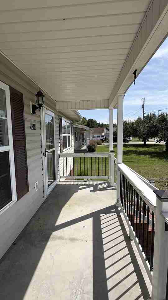 1242 Liberty Hall Dr - Photo 3 of 12