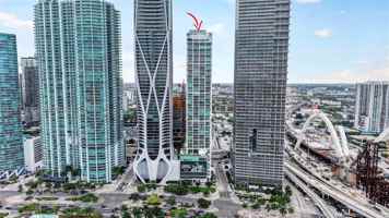 featured image of 1040 Biscayne Blvd #3403