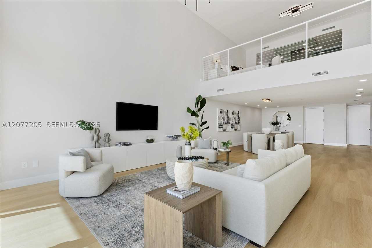 1040 Biscayne Blvd #3403 - Photo 6 of 38