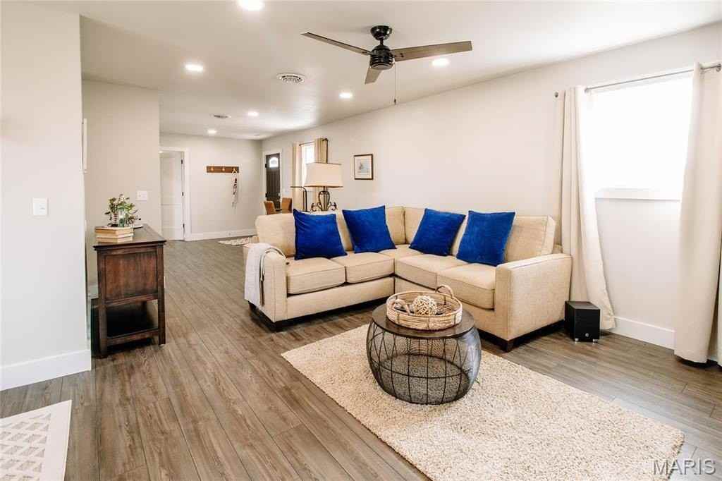4247 Orchard Rd - Photo 3 of 41