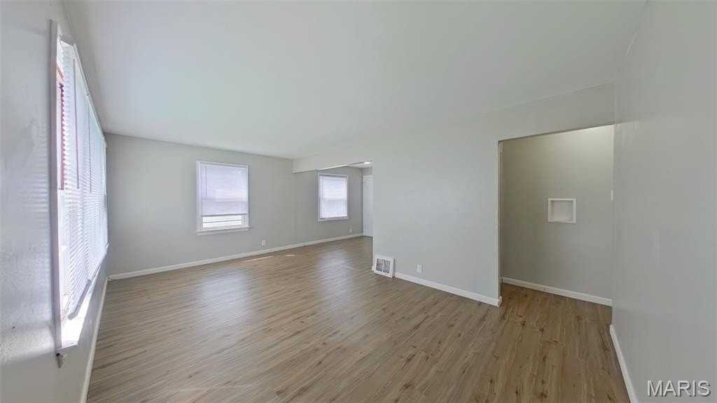 1057 Gabriel Dr - Photo 5 of 23