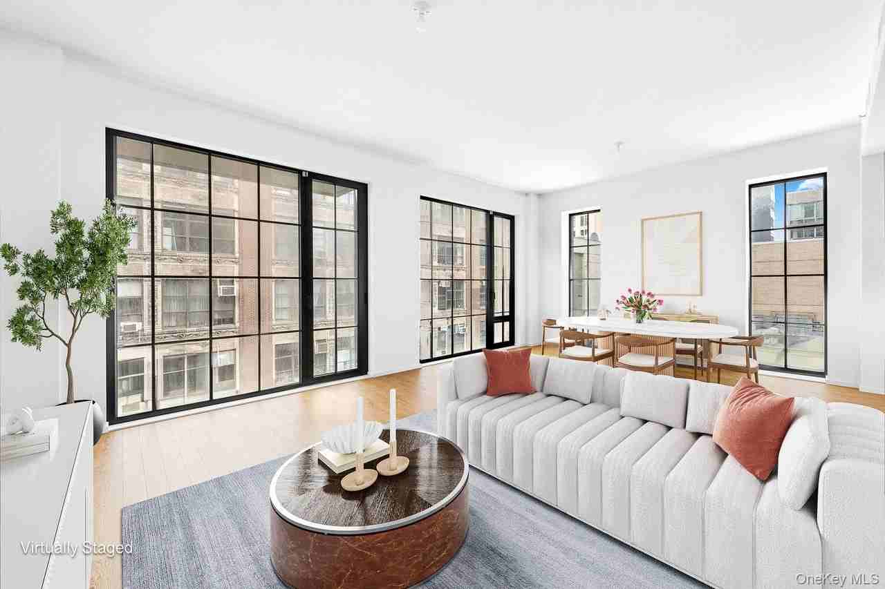 441 W 37th St #7 - Photo 3 of 15