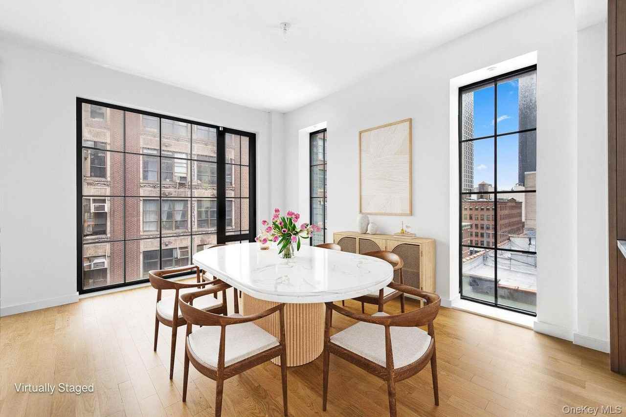 441 W 37th St #7 - Photo 4 of 15
