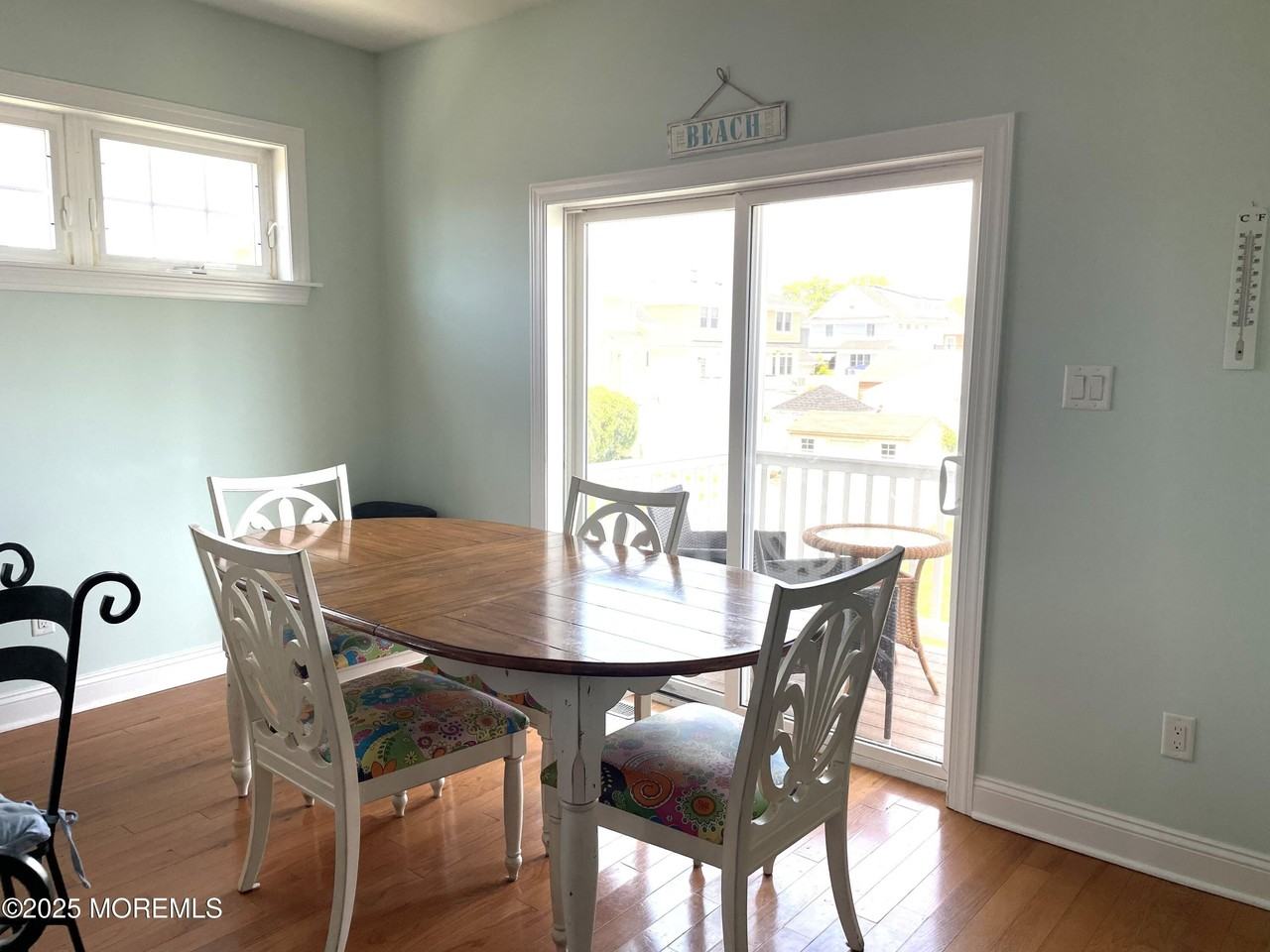 303 Central Ave - Photo 4 of 16