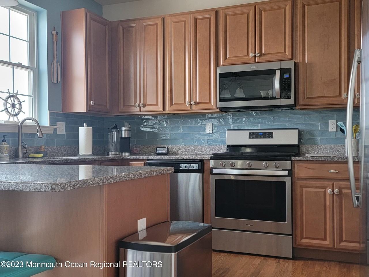 387 Kingfisher Rd - Photo 4 of 29