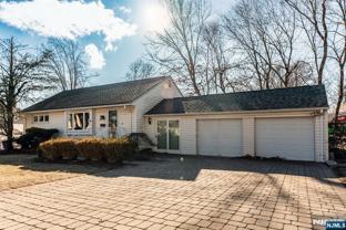 682 Sycamore St - Photo 1 of 1