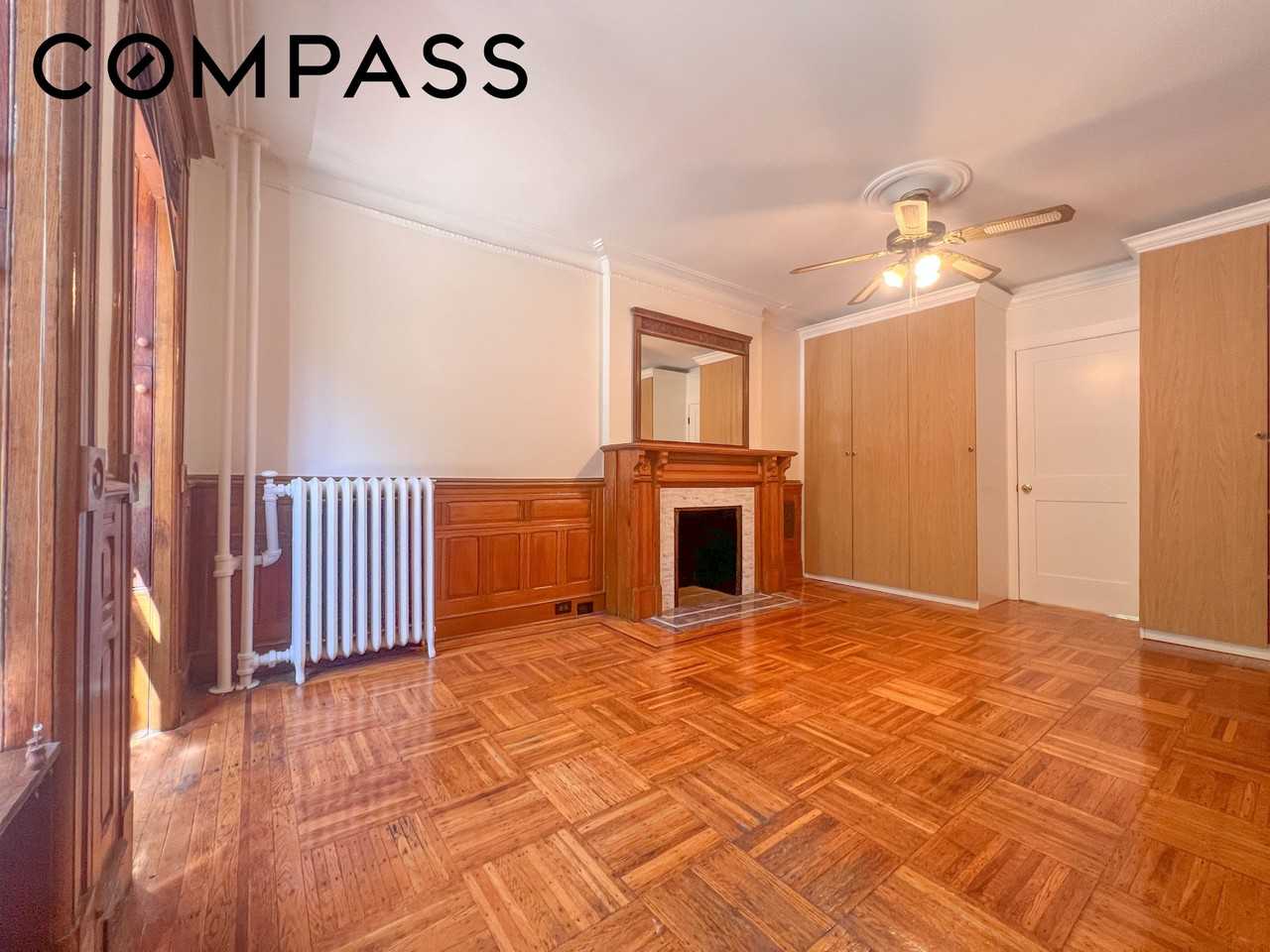 651 10th St #1 - Photo 2 of 14