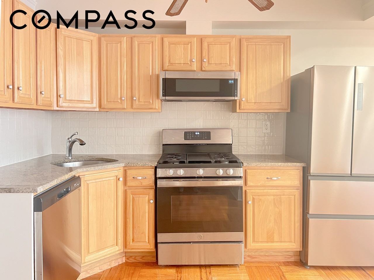 651 10th St #1 - Photo 5 of 14