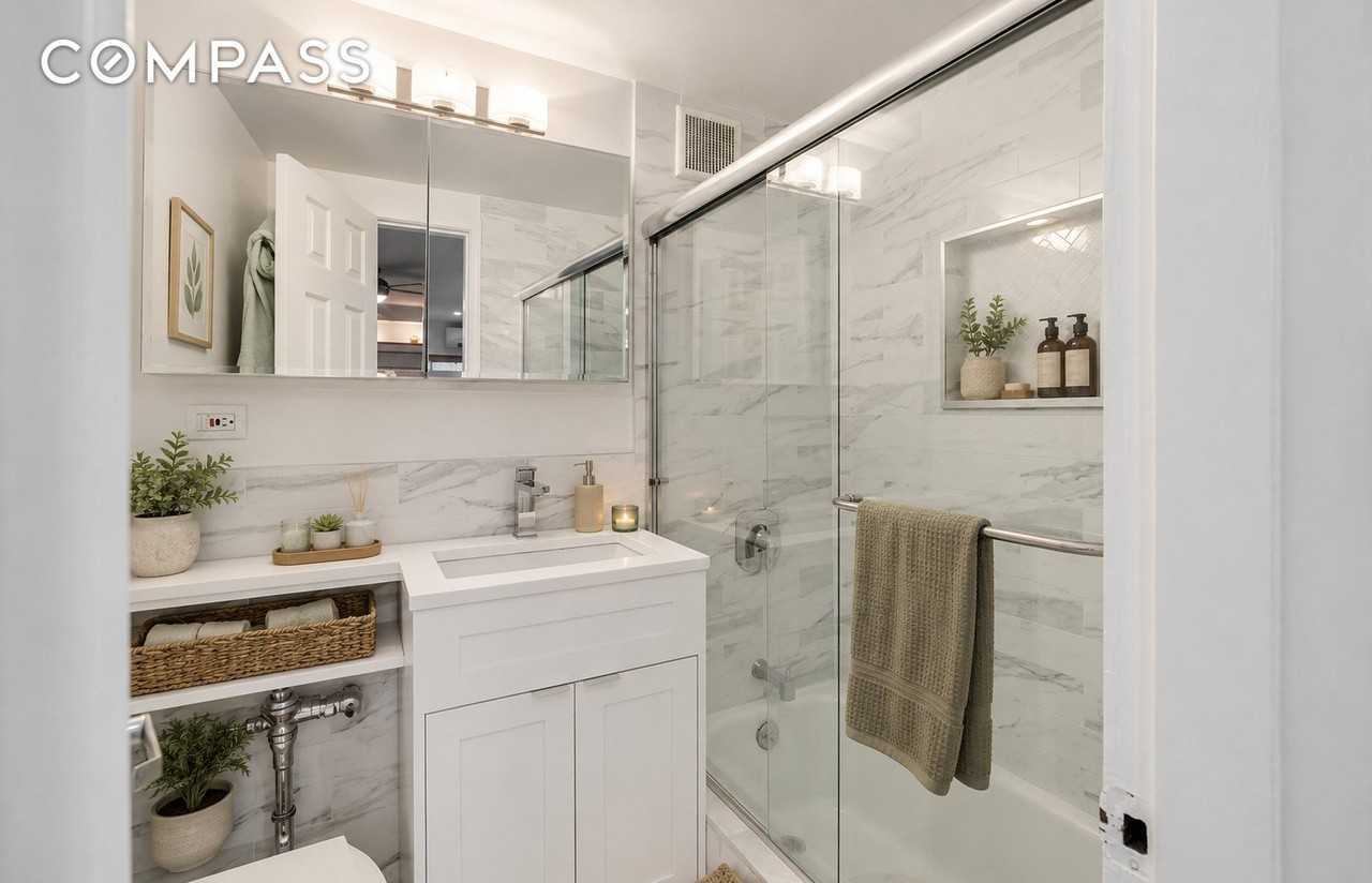 313 W 82nd St #4B - Photo 5 of 5
