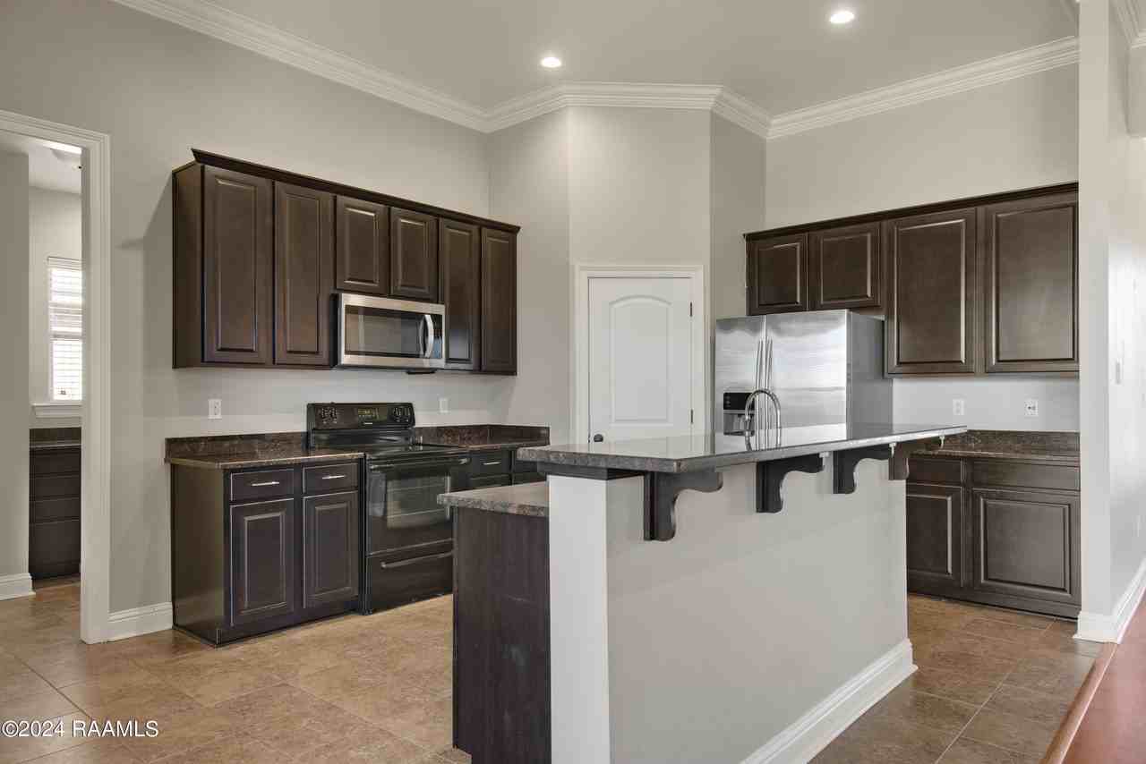 101 Green Mountain Ridge St - Photo 6 of 20
