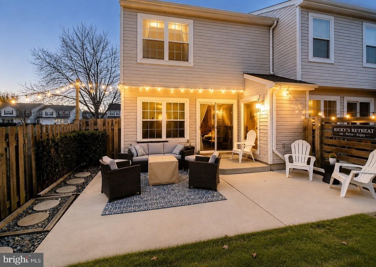 22 Van Horn Pl