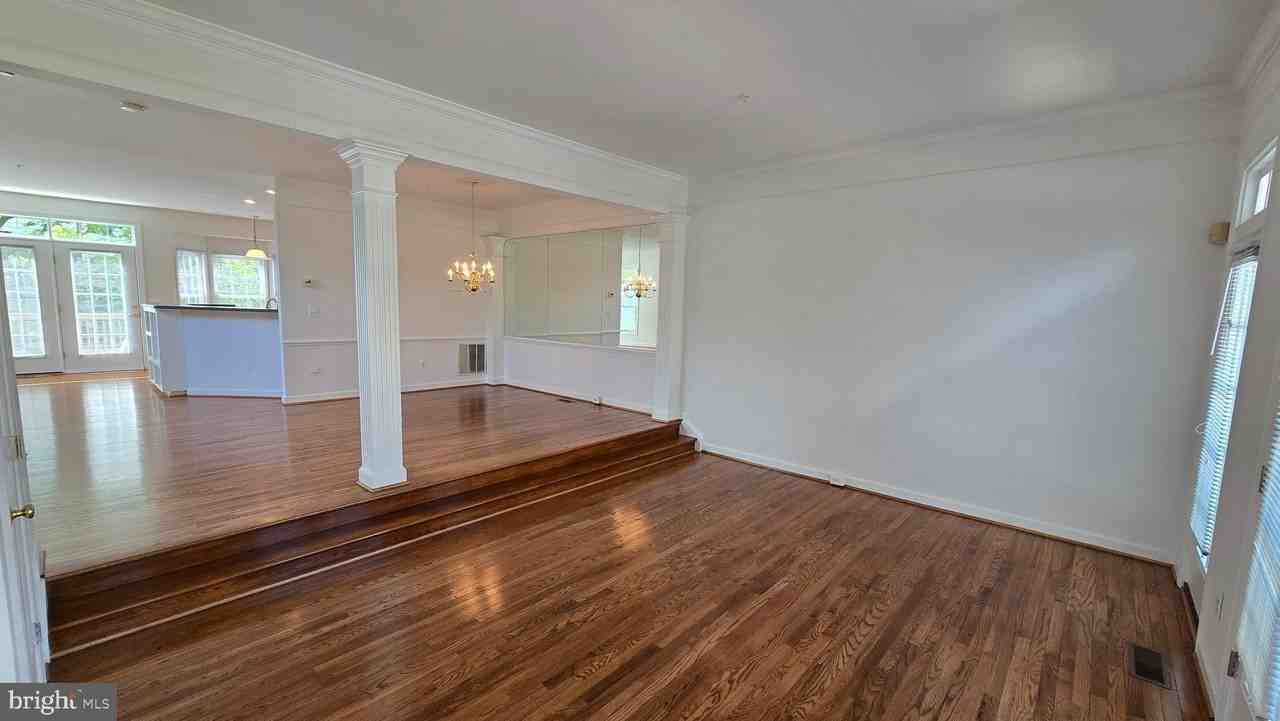 8021 Kidwell Town Ct - Photo 2 of 24