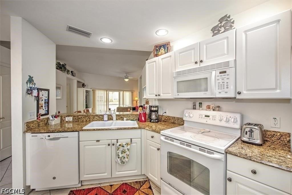 12171 Summergate Cir #102 - Photo 3 of 19