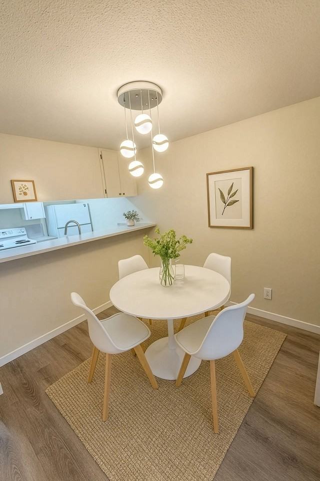 Landmarc I Apartments - Photo 4 of 16