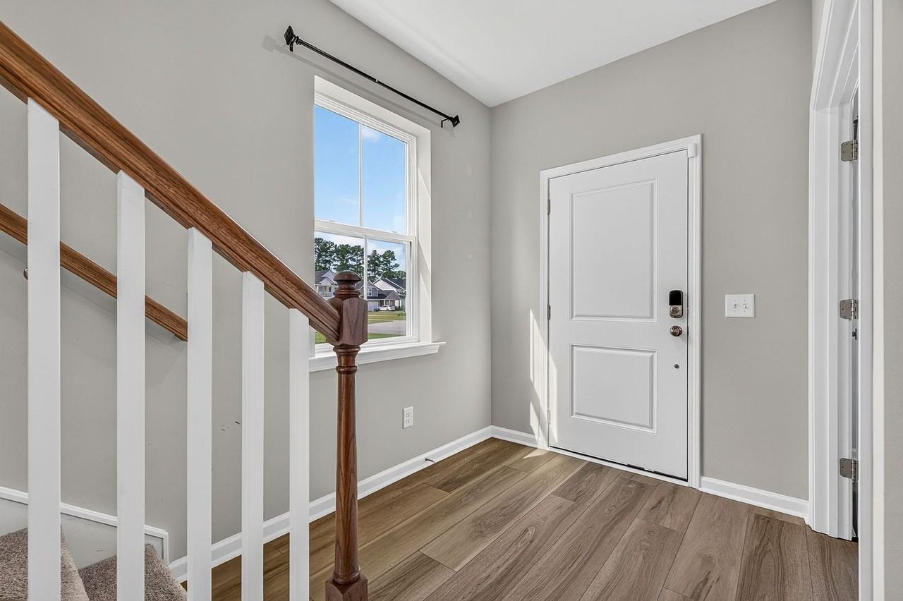 204 Lake Minsi Dr - Photo 6 of 50