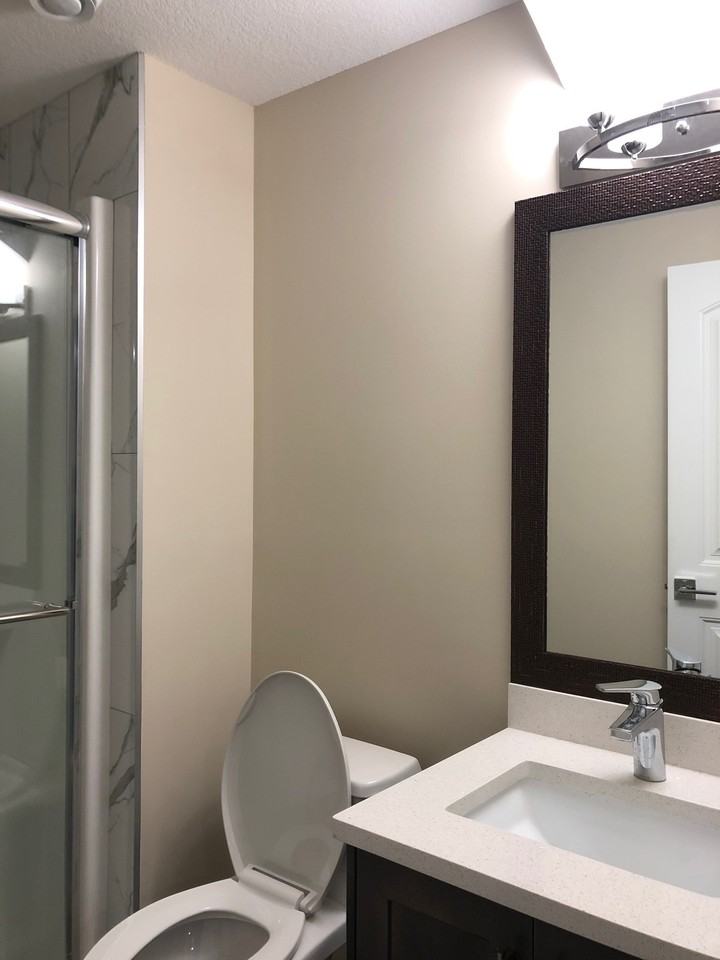 1410 17 Ave Nw - Photo 4 of 15