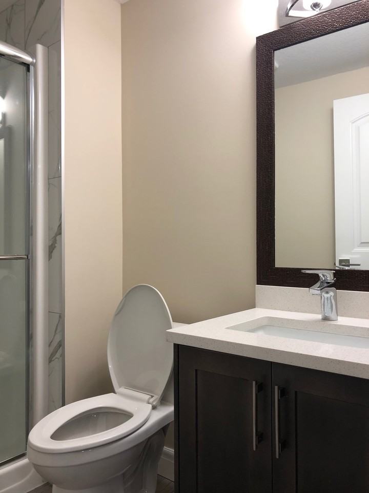 1410 17 Ave Nw - Photo 5 of 15
