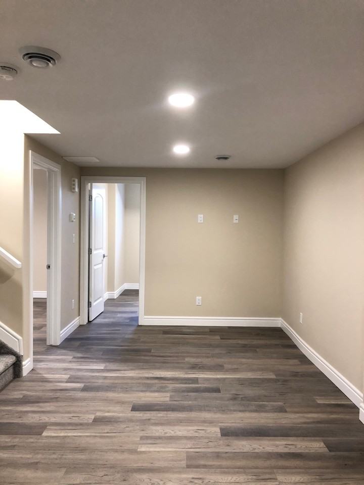 1410 17 Ave Nw - Photo 7 of 15