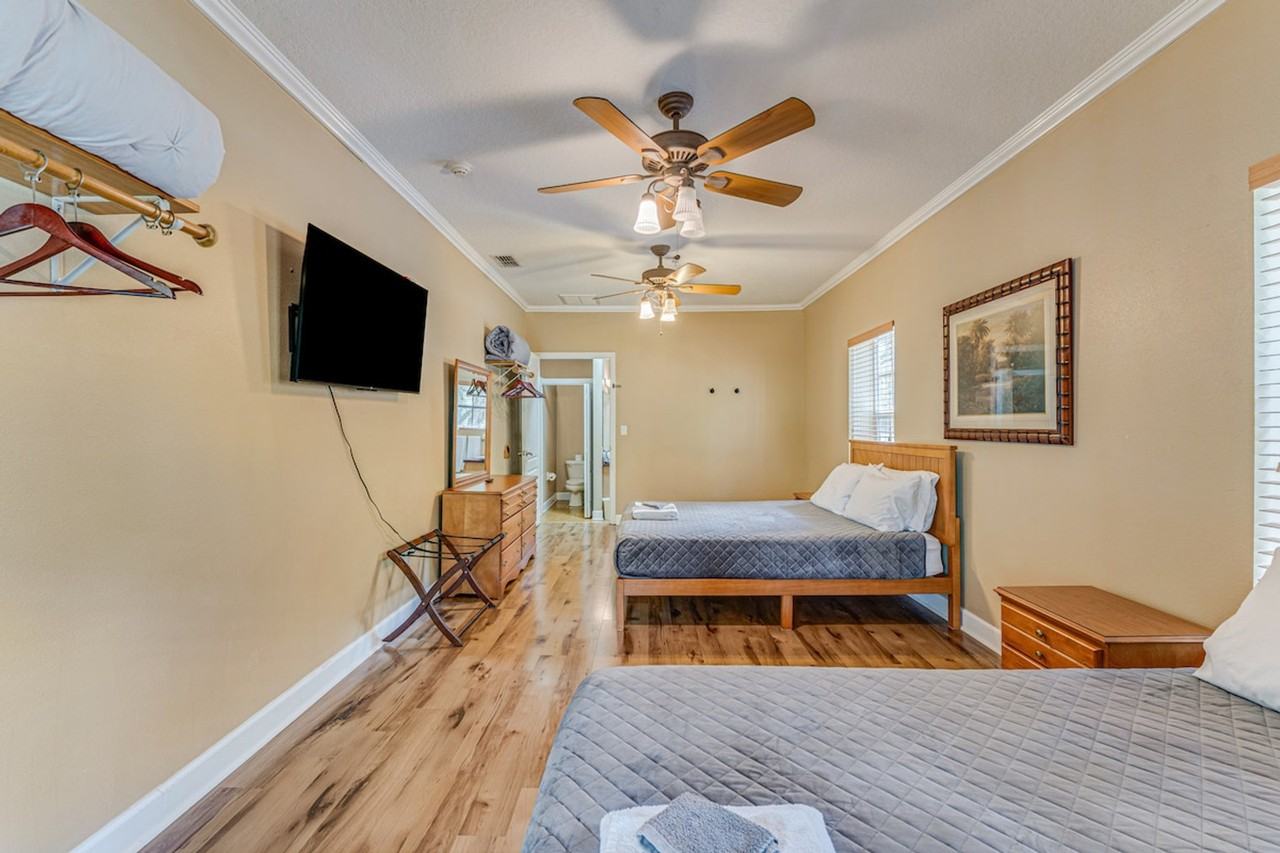 8551 West Miss Maggie Drive - Photo 7 of 32
