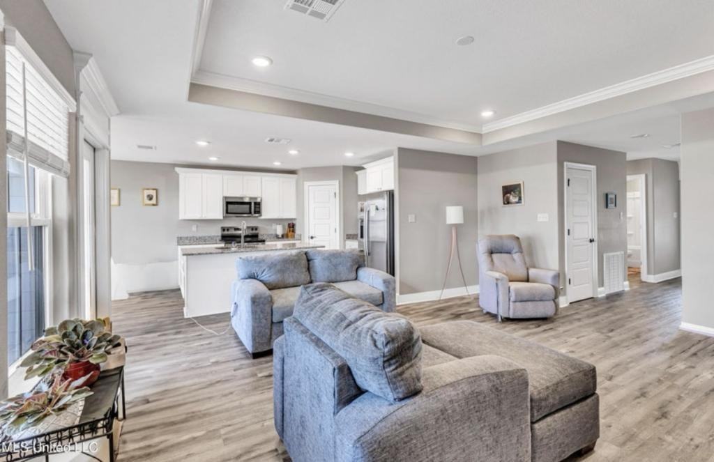 14447 Quail Ridge Dr - Photo 5 of 22