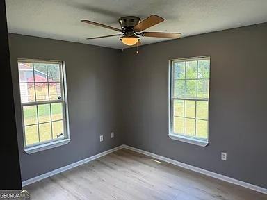 317 Webster St - Photo 7 of 13