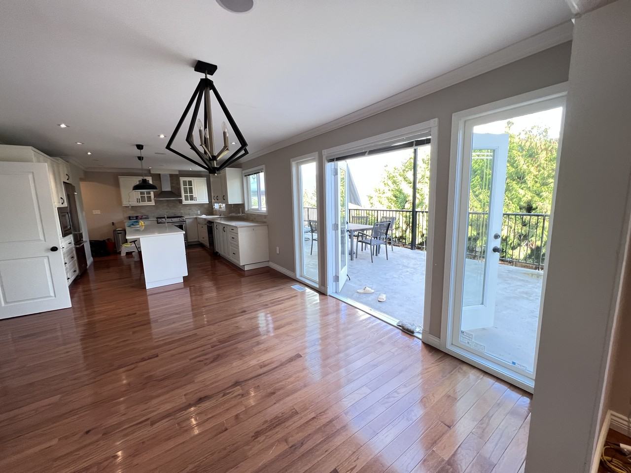 4000 Starlight Way - Photo 5 of 13