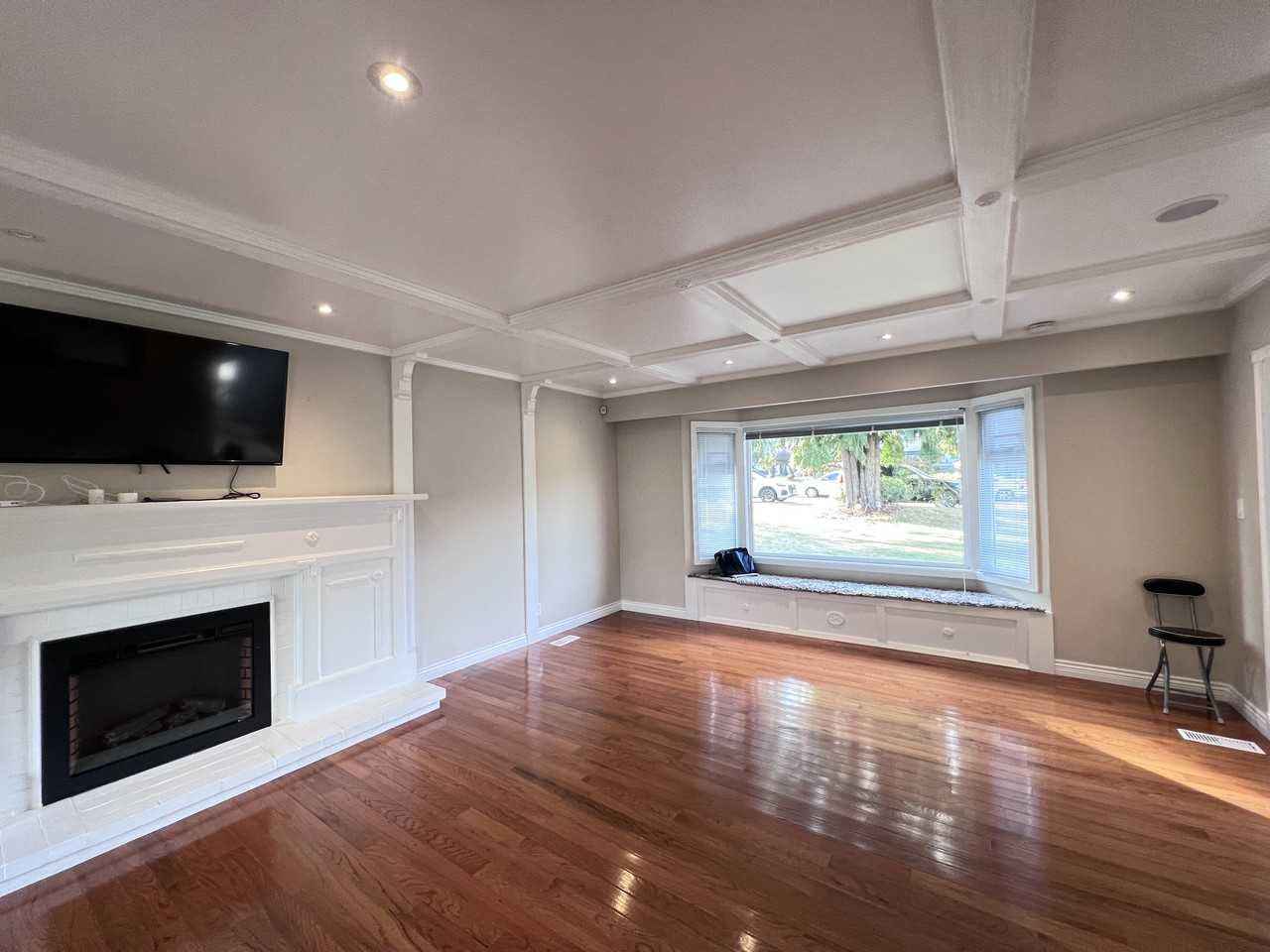 4000 Starlight Way - Photo 6 of 13