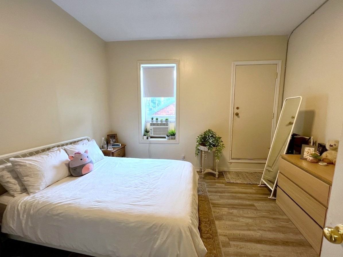 207 James Street North #201 - Photo 6 of 12