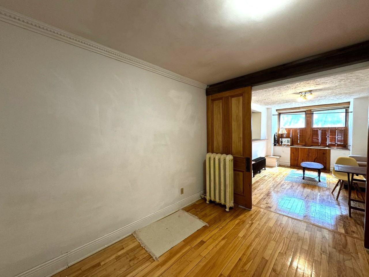 1185 Avenue Seymour #1 - Photo 7 of 8