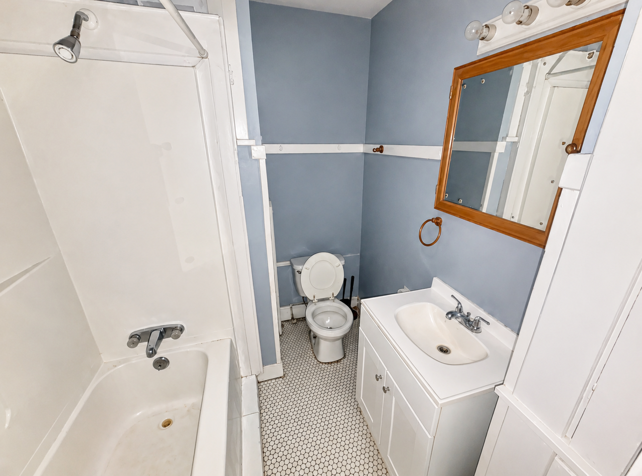 149 South Freedom Avenue #1 - Photo 3 of 6
